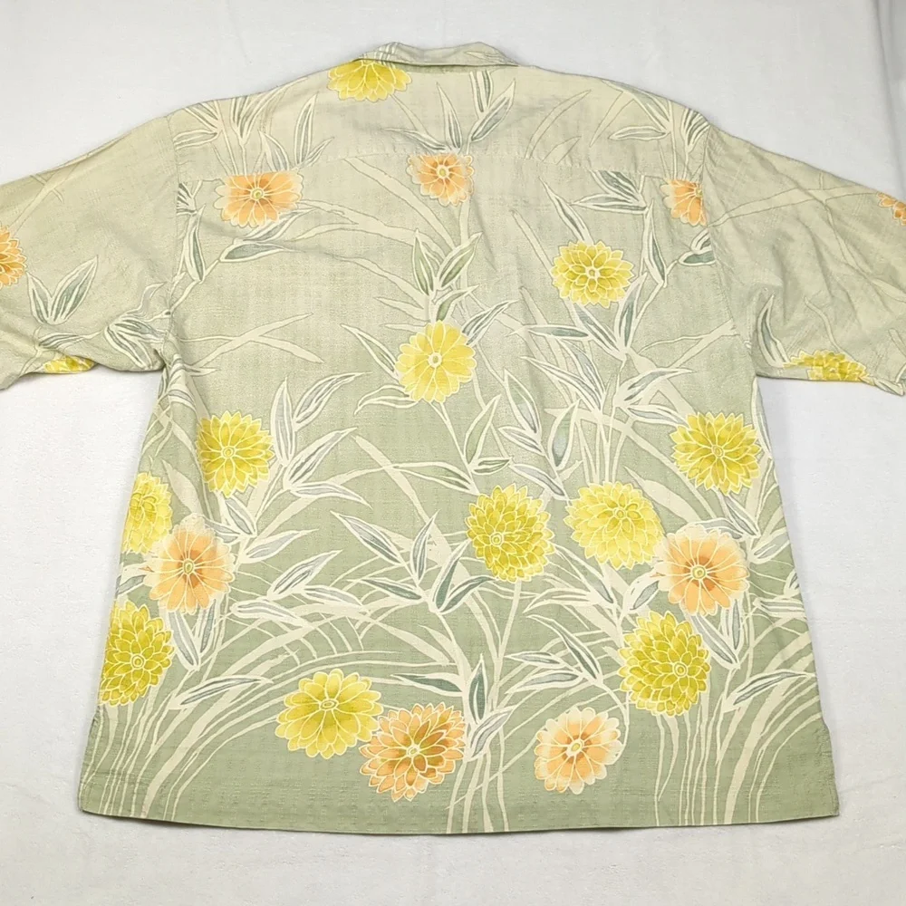 Tommy Bahama 100% Silk Camp Shirt Tropical Floral‎ Pattern Mens Shirt Large
